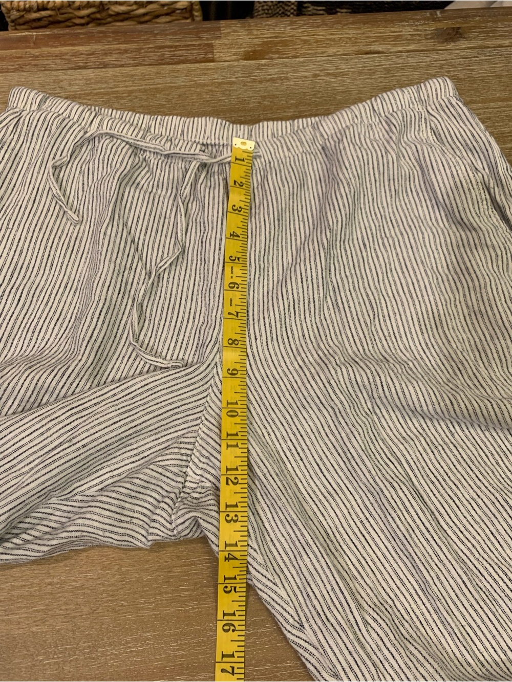 GAP Women’s Wide Leg  Pull On  Petit Drawstring Pants in White & Navy - Picture 4 of 11